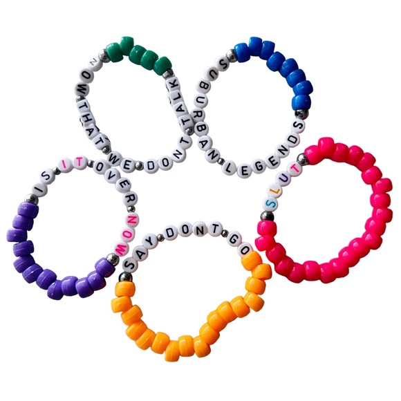 5 1989 Vault Tracks Taylor Swift Friendship Bracelets Bundle Song Titles - Picture 3 of 3